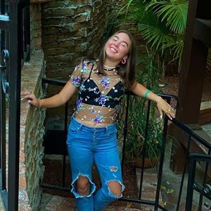 Meet your Posher, Ally